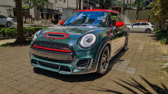 MINI COOPER 2.0 JOHN COOPER WORKS 16V TURBO GASOLINA 2P AUTOMATICO MINI COOPER 2.0 JOHN COOPER WORKS 16V TURBO GASOLINA 2P AUTOMATICO